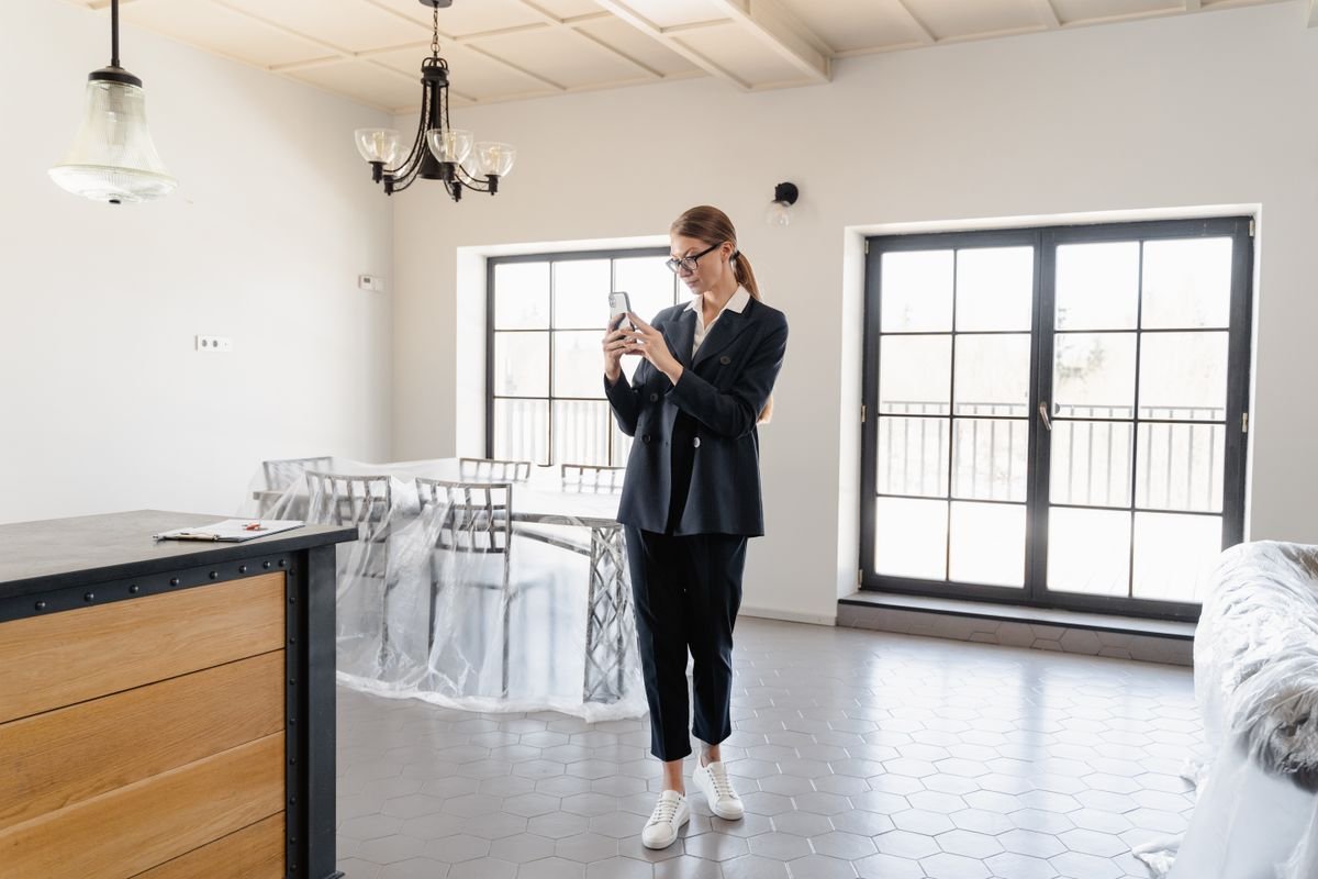 Best AI Automation Tools for Real Estate Companies to Post and Schedule Properties on Social Media